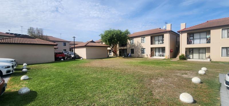 To Let 2 Bedroom Property for Rent in Burgundy Estate Western Cape